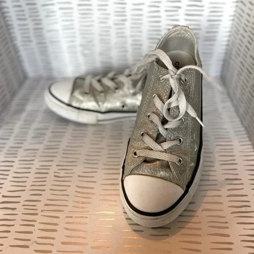 Silver Glitter Converse kids size 3